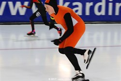 F2017_009_074