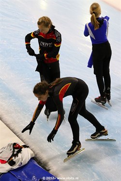 F2017_009_304