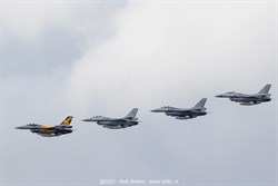 2022 / 055 - 279